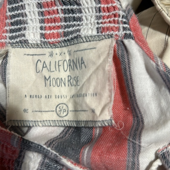 CALIFORNIA MOON RISE RACERBACK TANK TOP SMALL NWT - Picture 9 of 12